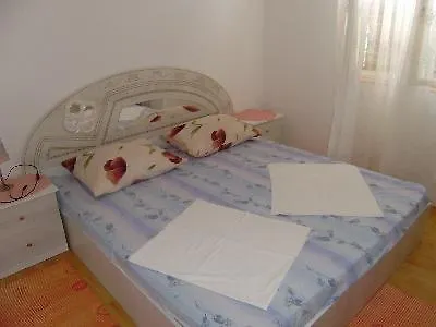 Mihanovic * Rogoznica (Sibenik-Knin)